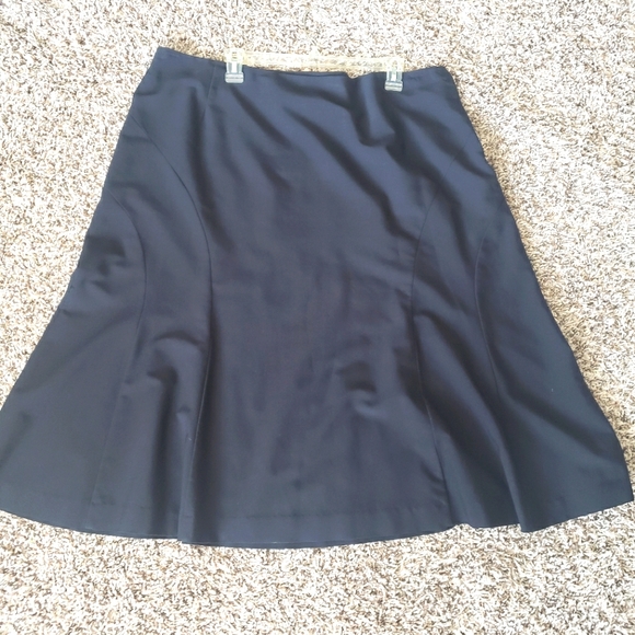 Black Skirt - Picture 1 of 3